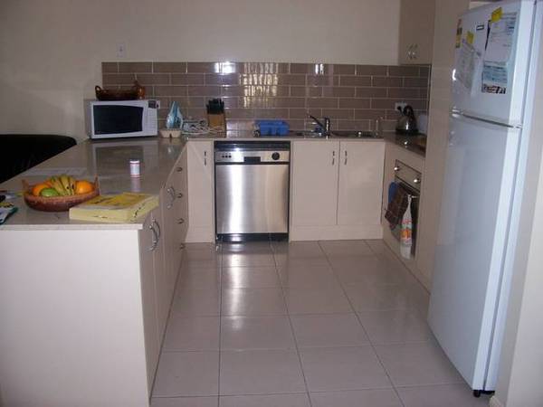 Extra Spacious Lovely Duplex Picture 3