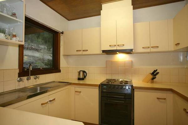 Captivating Charm On 1.7 Acres Picture 3