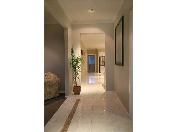 TWO MASTER BEDROOMS ON 800SQM Picture 2