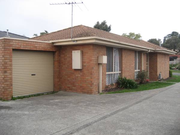 Excellent Position, Great Investment! Picture 1