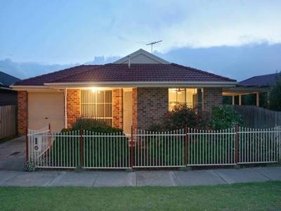 Your Attention Please! Picture Your Attention Please! Picture