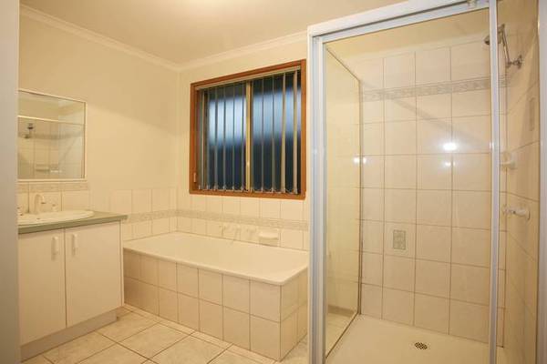 Your Attention Please! Picture 3