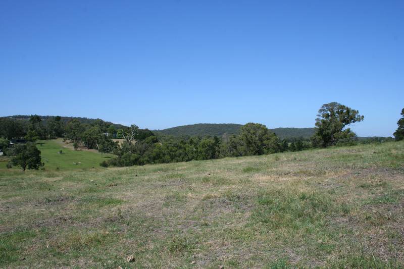 Five Beautiful Acres Picture 3