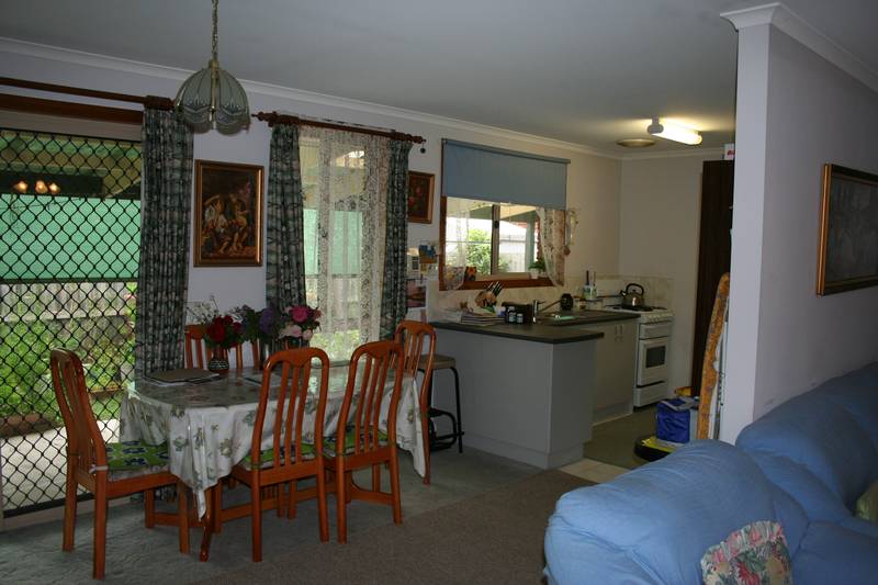 Neat, Sweet & Complete Picture 2