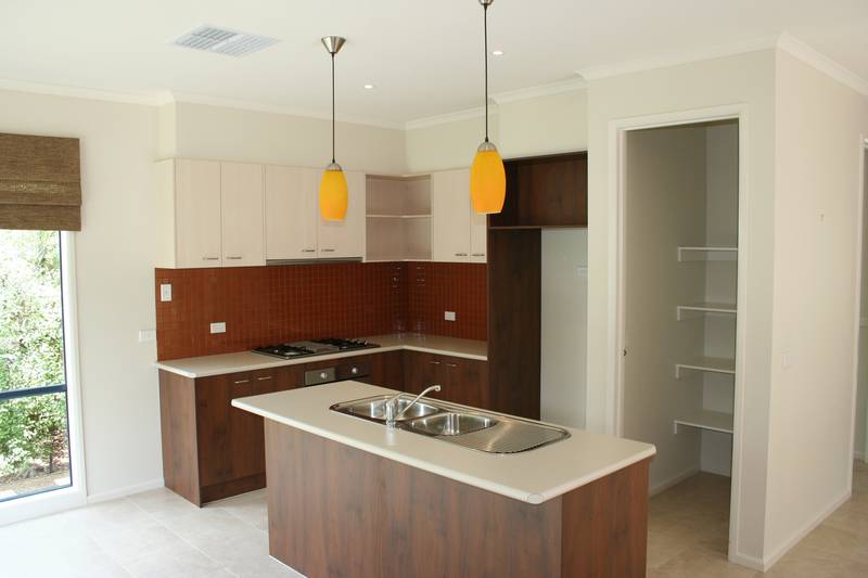 Stylish And Complete Picture 2