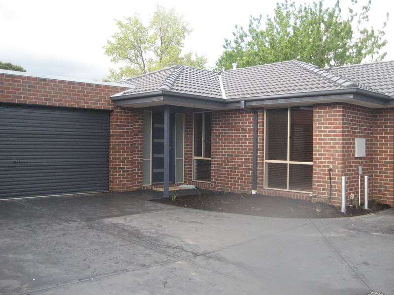 Close to Everything! Picture 1