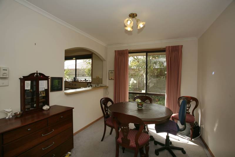 NEAT, SWEET AND COMPLETE Picture 3