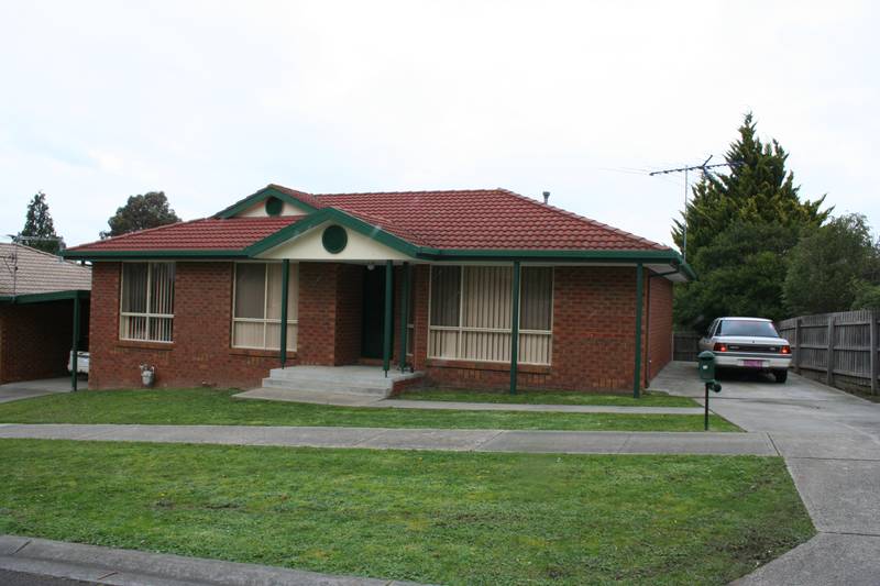 "NEAT, SWEET AND COMPLETE" Picture 1