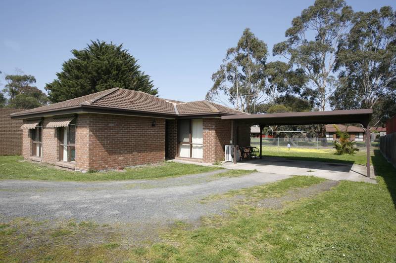 "A PRIVATE RETREAT" Picture 1