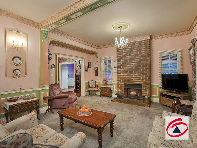 "TRANQUILITY ON 6 WONDERFUL ACRES" Picture 3