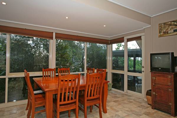 Super-Sized Splendour Picture 3