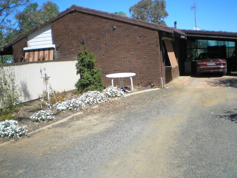 RURAL RETREAT Picture 2