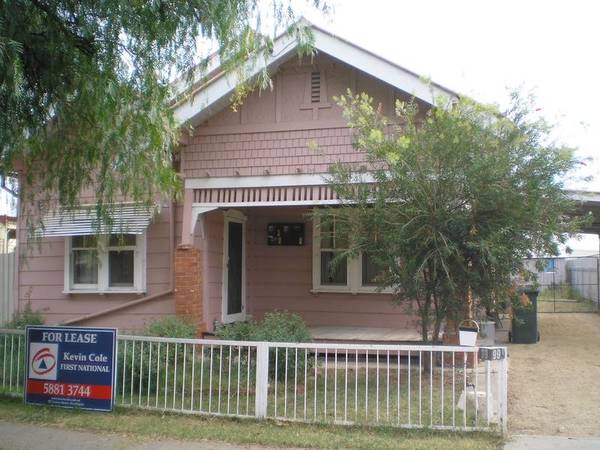 CLOSE TO THE CDB Picture 1