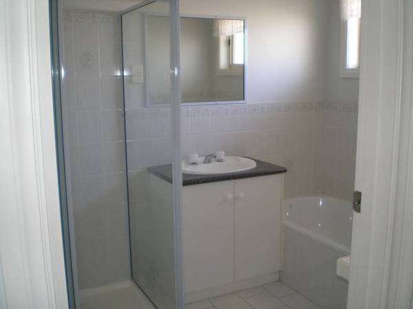 GREAT FAMILY HOME Picture 3