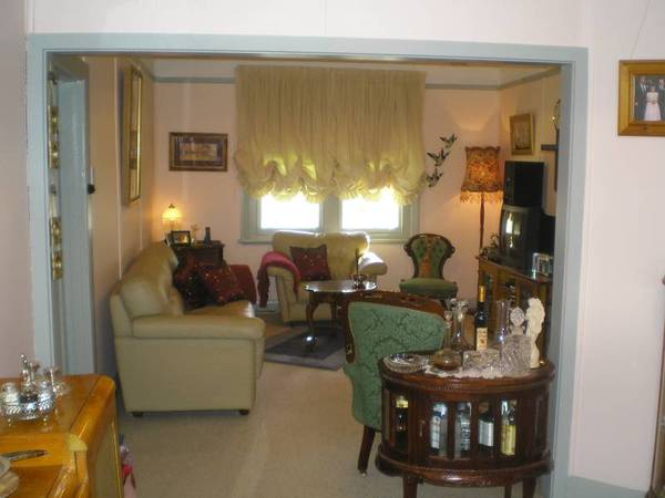 ABUNDANCE OF CHARM Picture 3