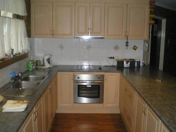 TWO BEDROOM UNIT Picture 3