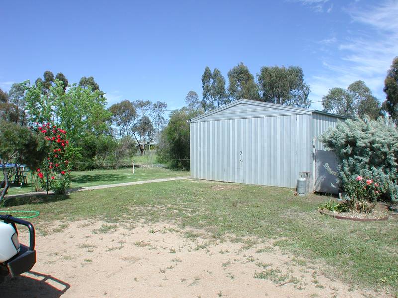 OLD STYLE, NEW HOMESTEAD Picture 3