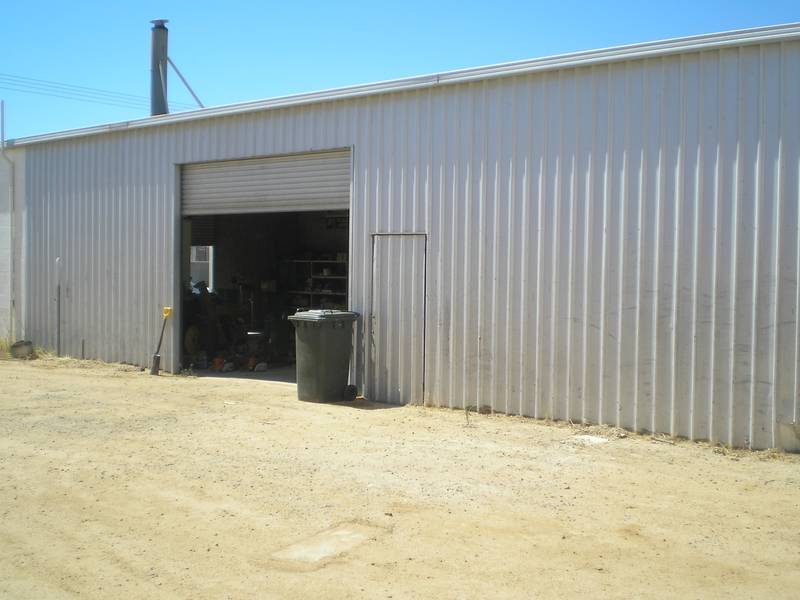 Tradesmen/Contractors Picture 2