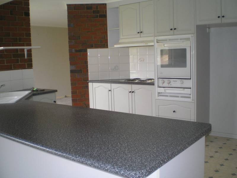 GREAT FAMILY HOME Picture 3