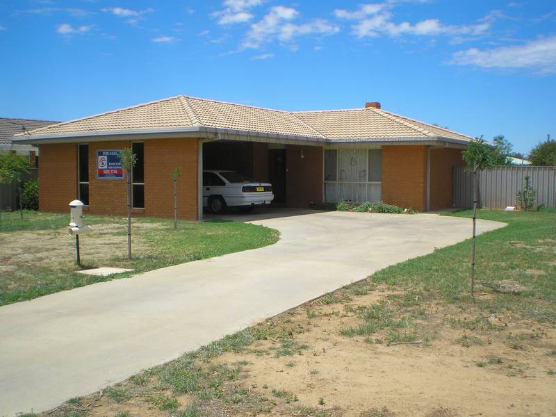 GREAT FAMILY HOME Picture 1