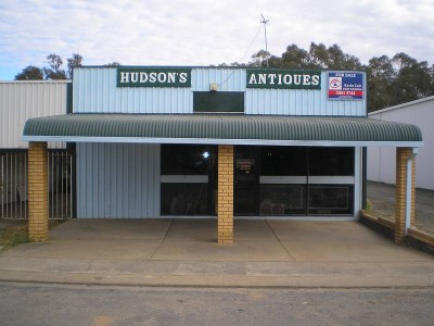 LARGE VEHICLE TRAFFIC Picture