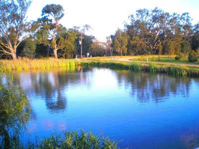 WATER FRONTAGE IS JUST INCREDIBLE Picture