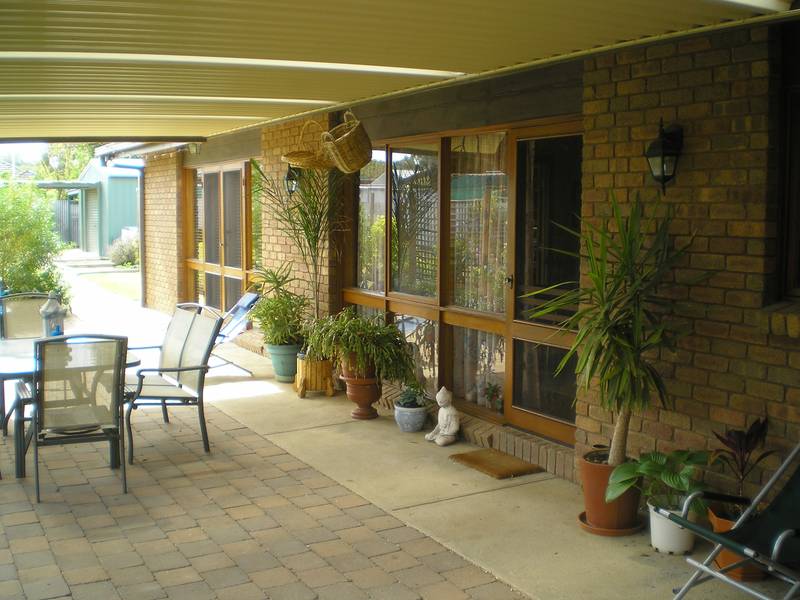 OWNERS ARE ON THE MOVE Picture 1