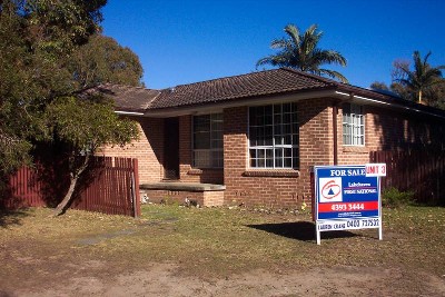 OPPOSITE BUDGEWOI LAKE Picture