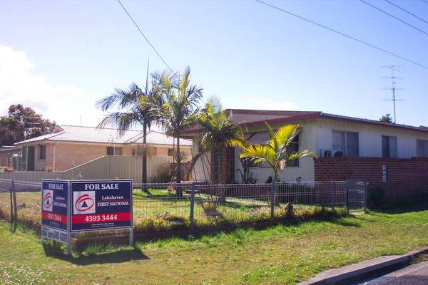 HAVE A LOOK HERE... Picture 1