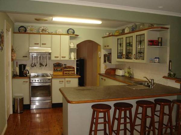 PLENTY TO OFFER Picture