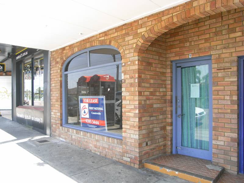 RETAIL SHOP WITH BUSY STREET FRONTAGE Picture 1