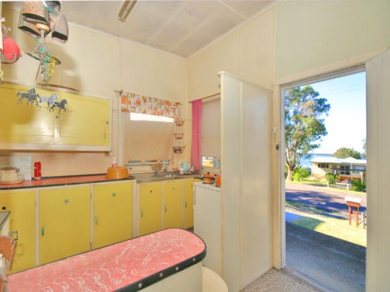 COSY HOME WITH GREAT VIEWS Picture 3