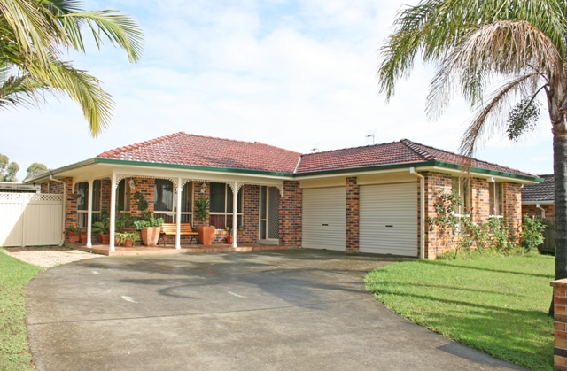 GREAT FAMILY HOME Picture 1