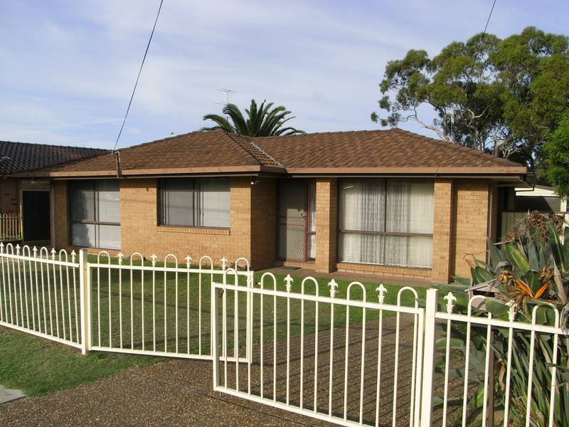 NO NEED FOR A CAR! Picture 1