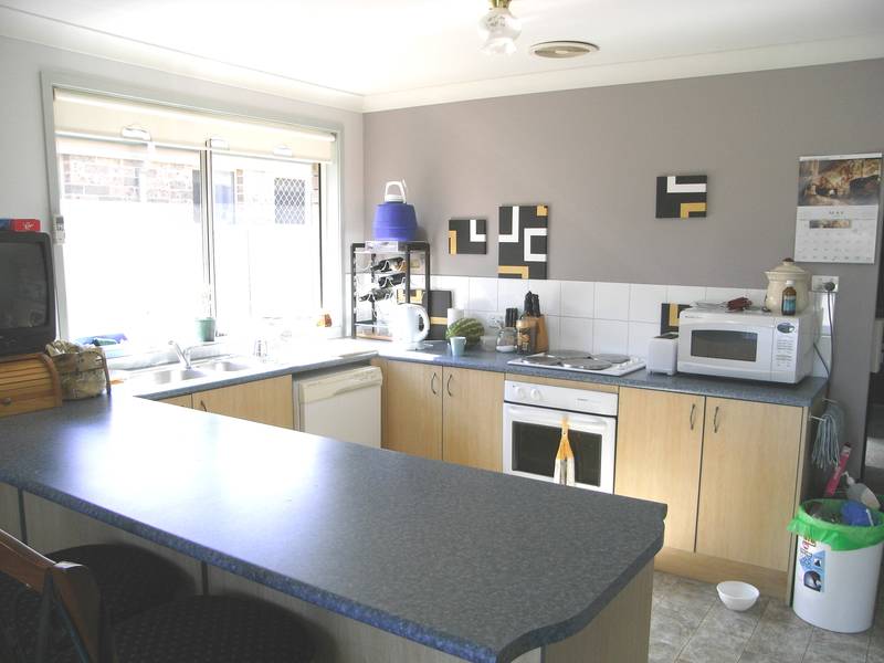 PERFECT LOCATION Picture 2