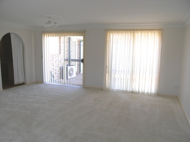 IMMACULATE TORRENS DUPLEX Picture 2