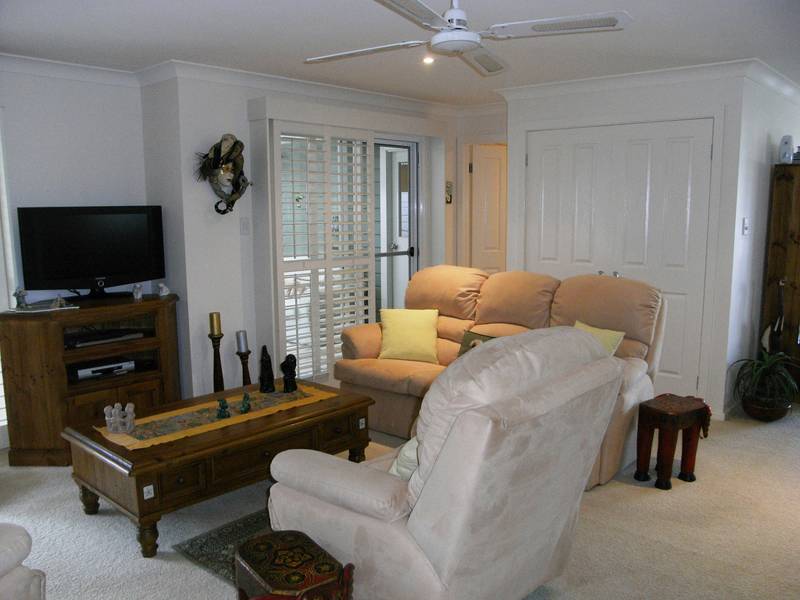 RESORT STYLE LIVING FOR THE OVER 55'S Picture 3