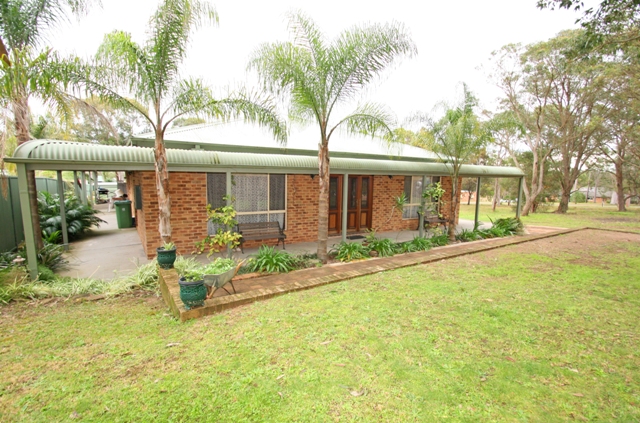 WIDE OPEN SPACES INSIDE & OUT Picture 1