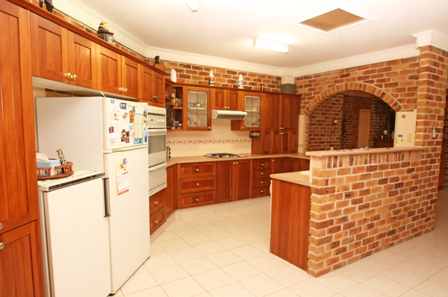 WIDE OPEN SPACES INSIDE & OUT Picture 2