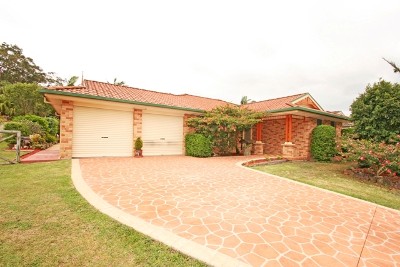 TOP HOME, QUIET CUL-DE-SAC, CENTRAL LOCATION Picture