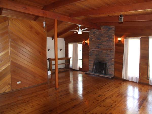 OPPORTUNITY KNOCKS Picture 2