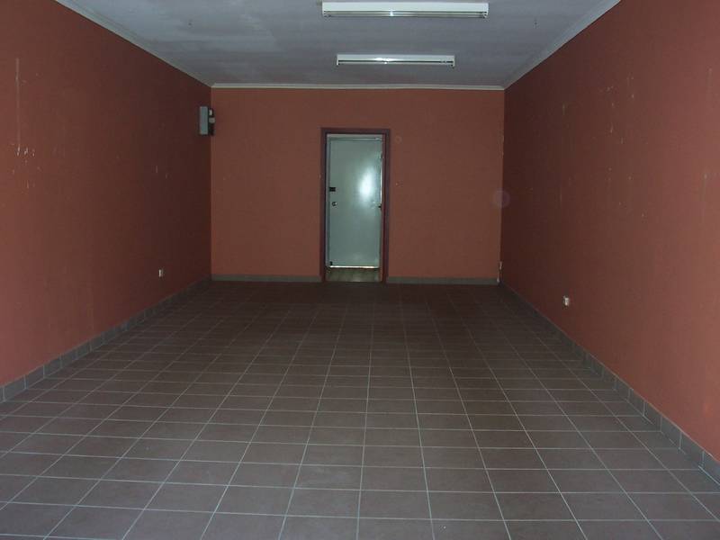 SHOP 2 / 39 LIAMENA AVENUE, SAN REMO Picture 1