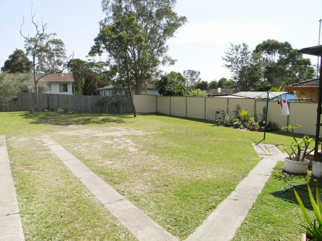 GREAT FIRST HOME OR INVESTMENT Picture 3