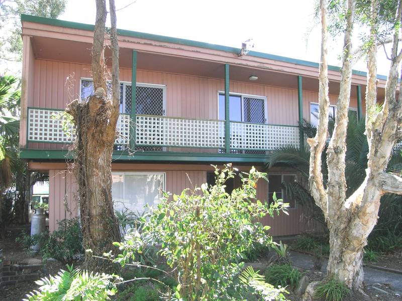 IN NEED OF SOME LOVE Picture 1