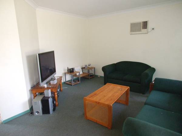 MAIN ROAD POSITION Picture 2