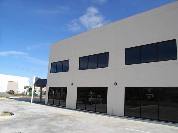 OFFICE/SHOWROOM - SUB LEASE Picture OFFICE/SHOWROOM - SUB LEASE Picture