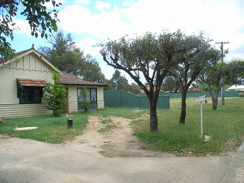 GREAT LOCATION Picture 3