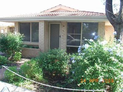 3 BEDROM REAR UNIT IN QUIET LOCATION Picture 3 BEDROM REAR UNIT IN QUIET LOCATION Picture