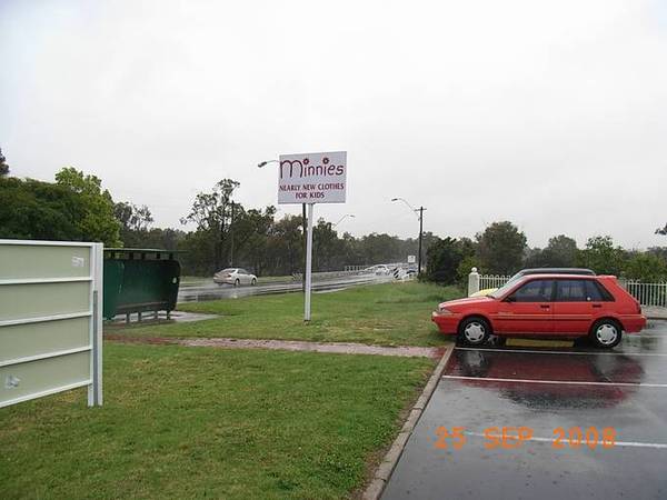 EASY ACCESS Picture 2