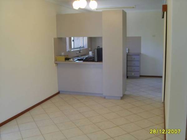 FANTASTIC LOCATION Picture FANTASTIC LOCATION Picture